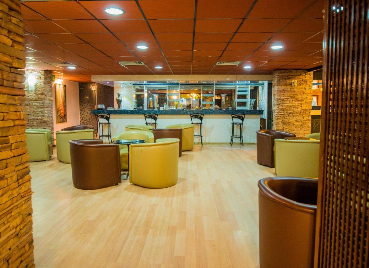 Hotel Monotel Dar El Barka Нуакшот Экстерьер фото