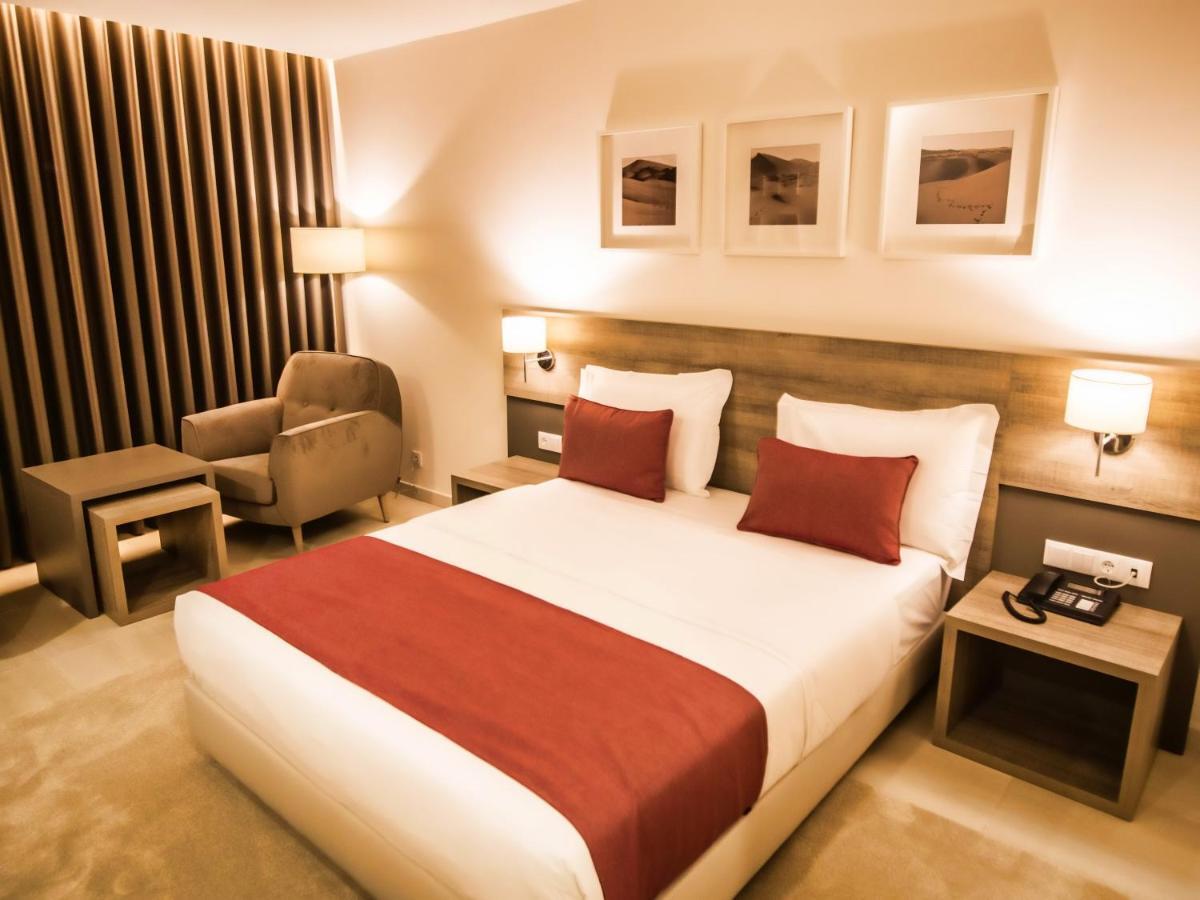 Hotel Monotel Dar El Barka Нуакшот Экстерьер фото